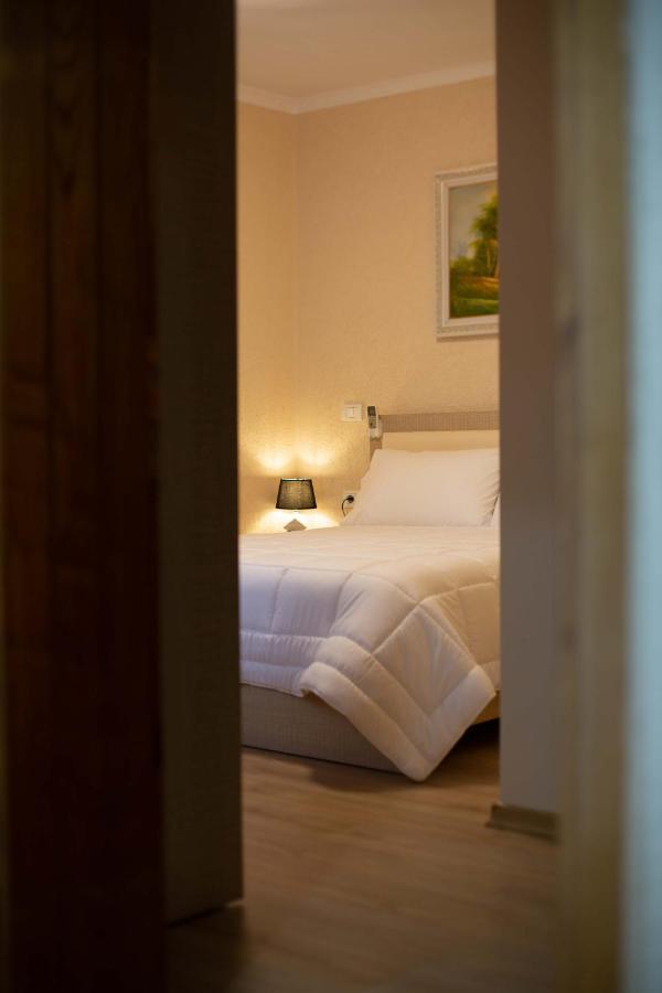 Hotel Vila Lika Korcza Zewnętrze zdjęcie