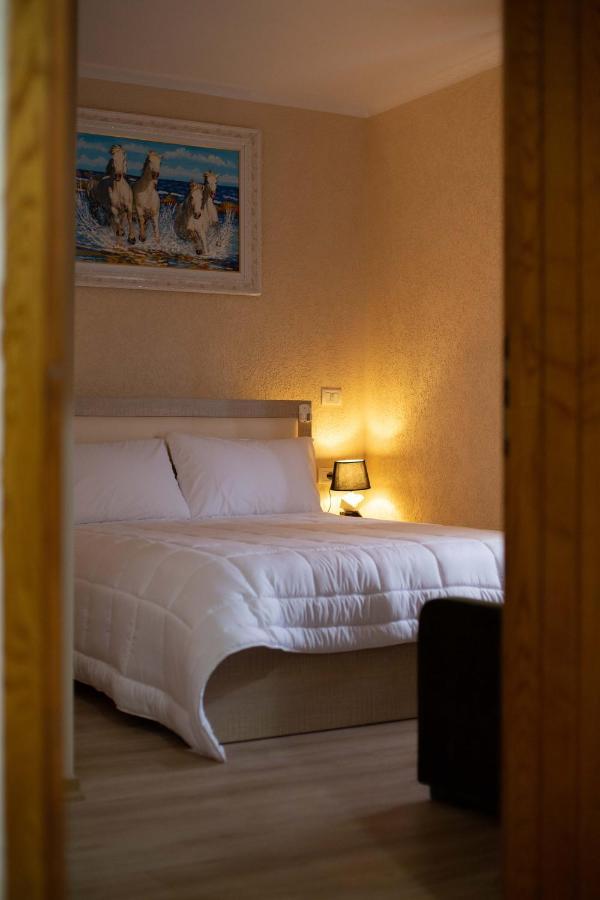 Hotel Vila Lika Korcza Zewnętrze zdjęcie