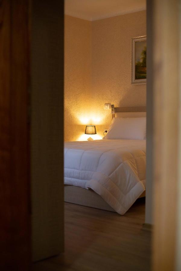 Hotel Vila Lika Korcza Zewnętrze zdjęcie