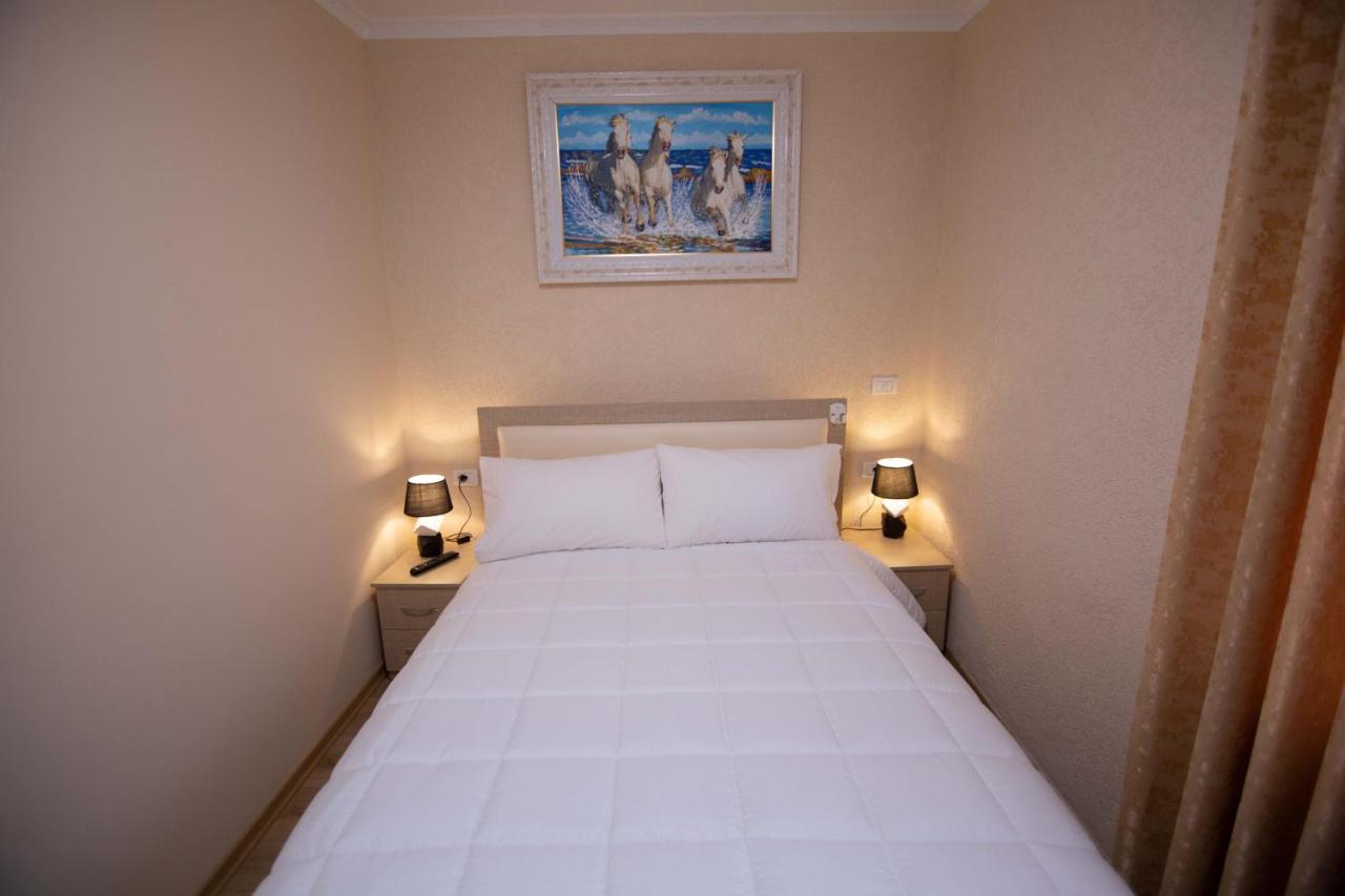 Hotel Vila Lika Korcza Zewnętrze zdjęcie