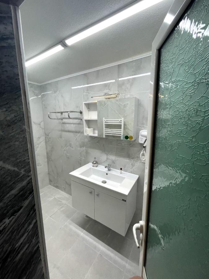 Hotel Vila Lika Korcza Zewnętrze zdjęcie