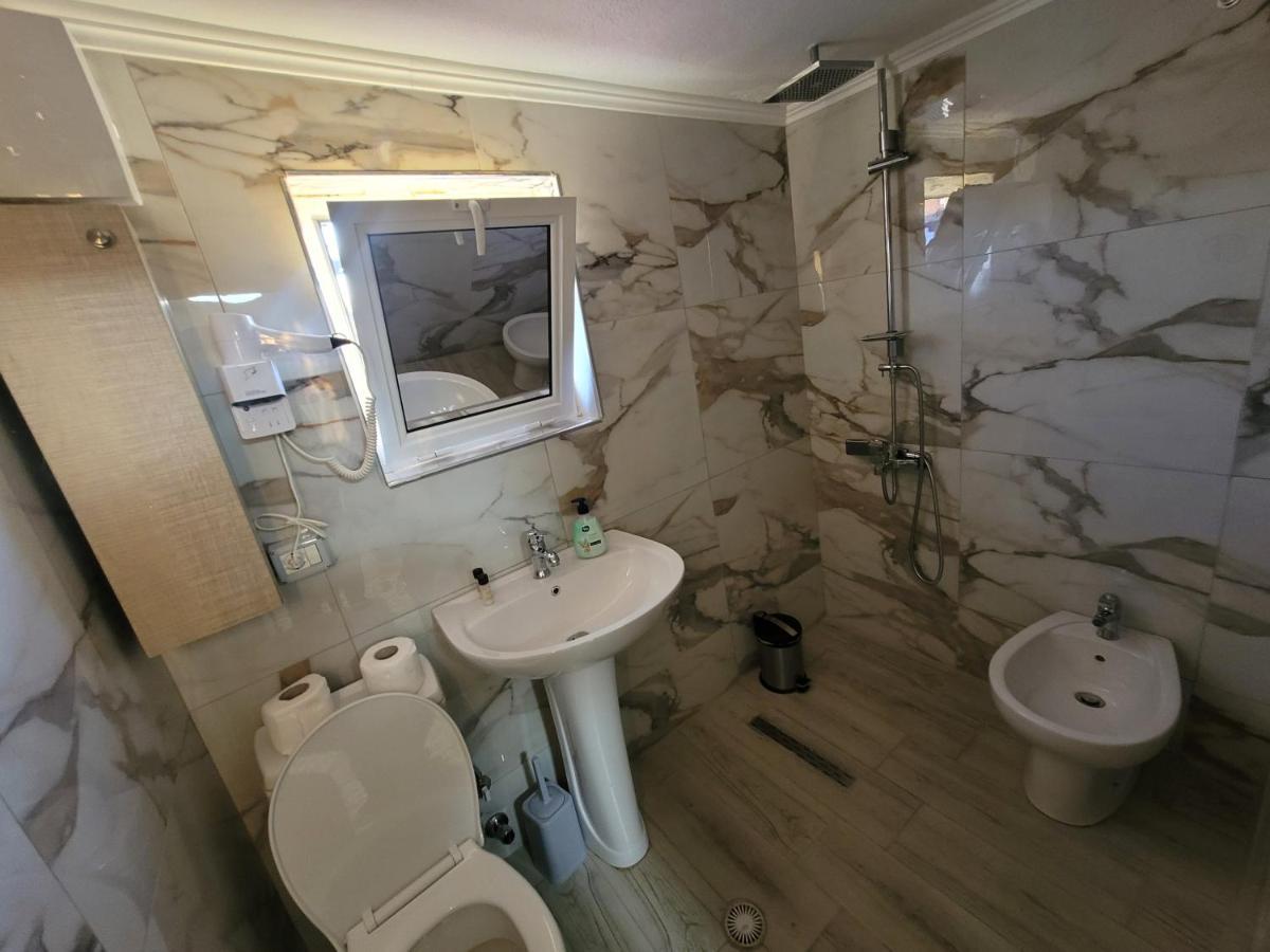Hotel Vila Lika Korcza Zewnętrze zdjęcie